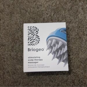 Briogeo Blue Scalp Therapy Massager